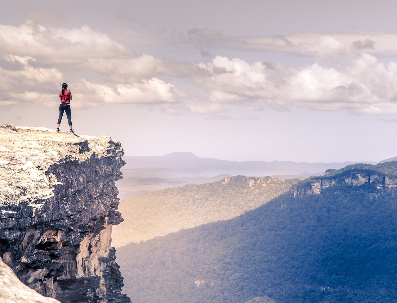 woman, travel, hike, girl, trek, outdoors, nature, mountain, explorer, traveler, adventure, exploration, trip, travel, travel, travel, travel, travel, mountain, adventure, adventure